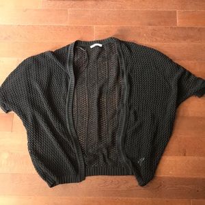 🌸 Short sleeve baggy Cardigan 2/20$